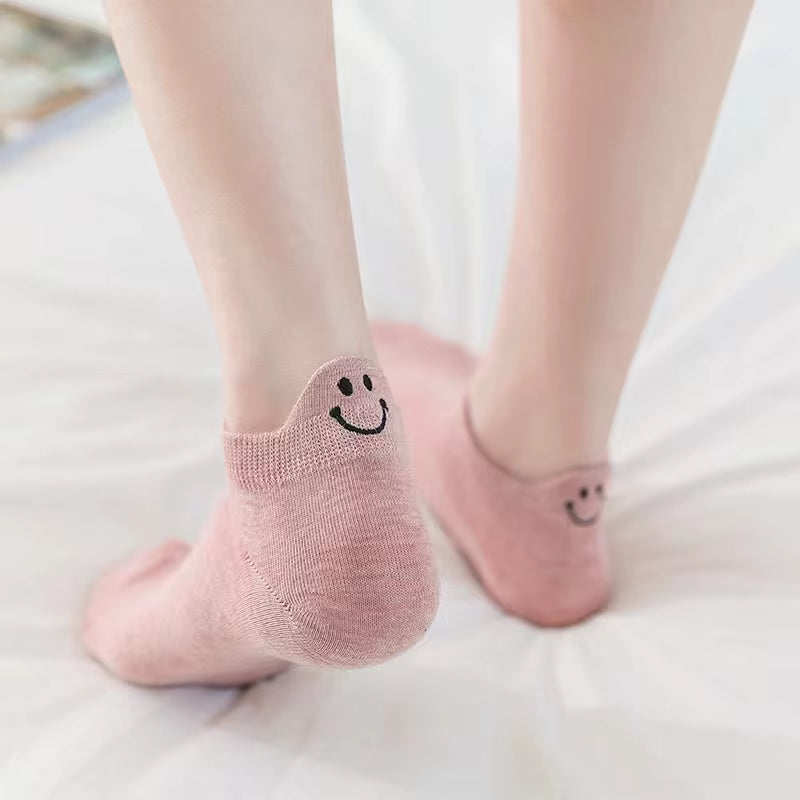 10 Pairs Kawaii Short Socks for Women Spring Summer Lovely Heel Embroidered Smiling Face Female Cotton Personality Ankle Socks